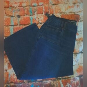 Maurices Wide Leg Cropped Mid Rise Size 18 Jeans NWT
